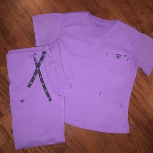 Ladies Scrub Set~MedCouture